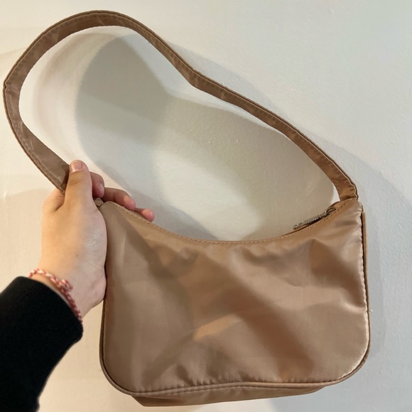 Cotton On Nylon Shoulder Bag - Picture 3 of 5